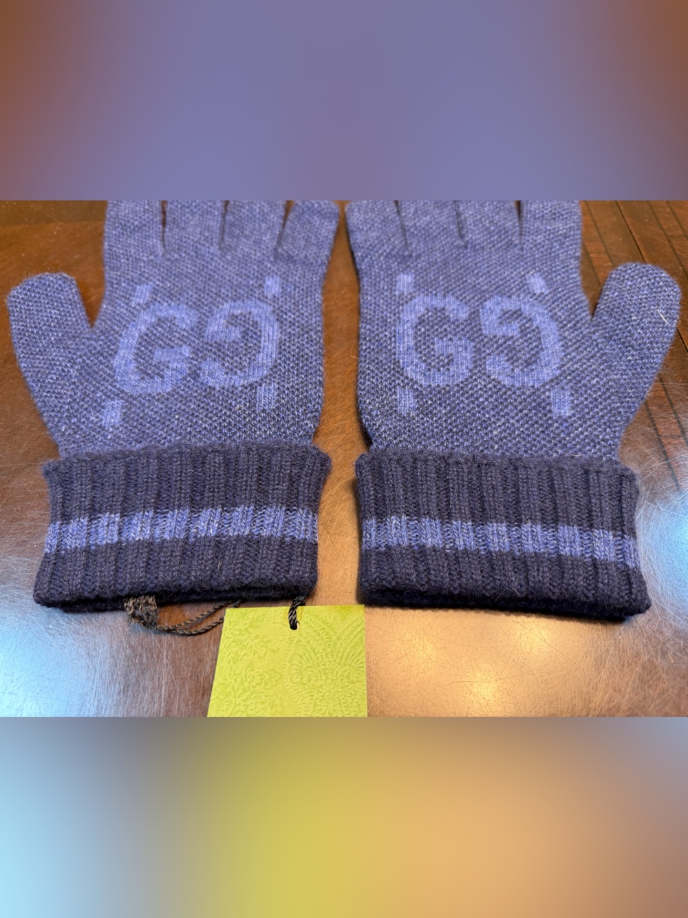 New Authentic Gucci GG Logo Cashmere Gloves Blue Size L - Picture 6 of 15